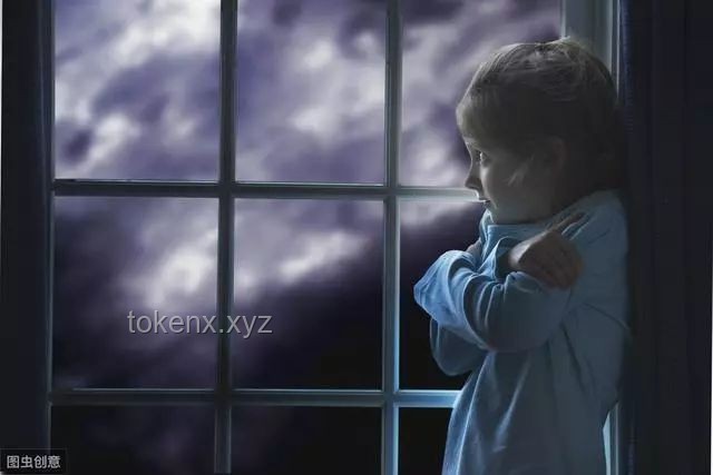 **警员视力矫正后的暗夜：一场无法言说的痛**